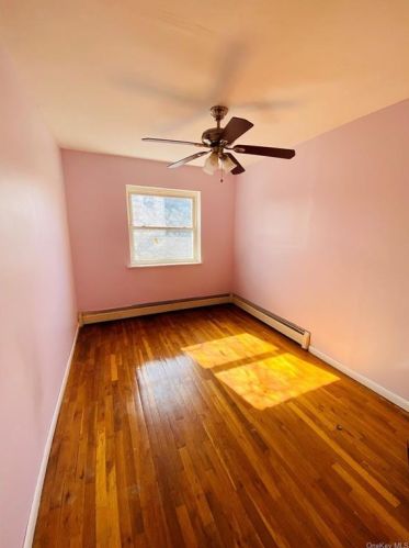 800 221st St, Bronx NY  10467-5104 exterior