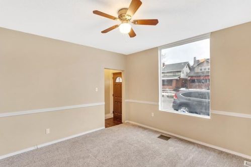 2304 7th Ave, Beaver Falls, PA 15010-3748