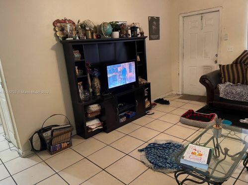 6144 30th St, Hollywood FL 33023-3856 exterior