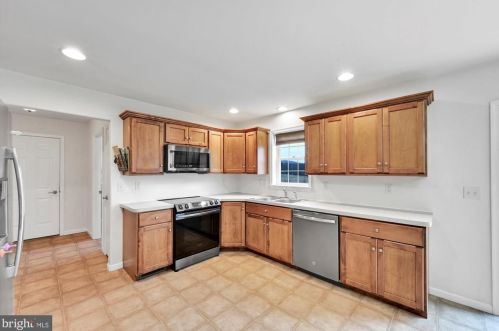 361 Moyers Station Rd, Schuylkill Haven PA  17972-8509 exterior