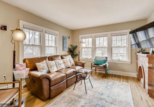 235 Logan Ave, Minneapolis MN  55405-1720 exterior