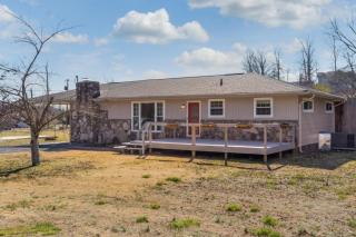 1324 Ely Rd, Hixson, TN 37343-4300