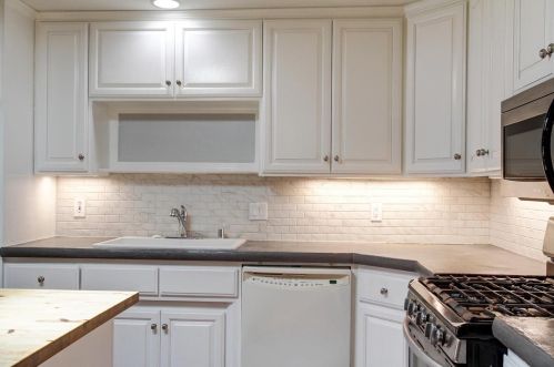 18032 Hummingbird Dr, Lake Wildwood CA  95946-9697 exterior