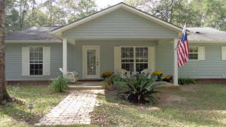 1733 Morningside Dr, Alford, FL 32420-6857