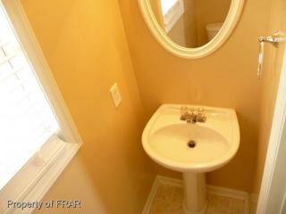 7201 Scenic View Dr, Fayetteville NC  28306-8277 exterior