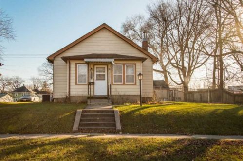 814 4th St, Boone, IA 50036-3201