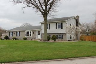 23421 Crestwood Dr, Elkhart, IN 46514-4937