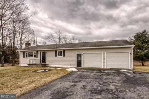 828 Doubling Gap Rd, North Newton, PA 17241-9753