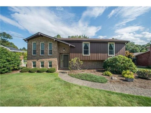 6437 Union Ave, Finleyville, PA 15332-1029