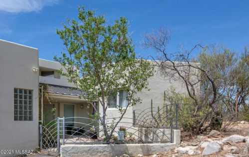 13005 Cape Horn Dr, Tucson, AZ 85749-5705
