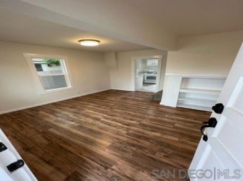 2883 Webster Ave, San Diego, CA 92113-1350