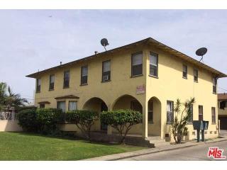 4740 56th St, Bell, CA 90270-3002
