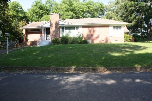 601 Clark St, Nashville, AR 71852-4506
