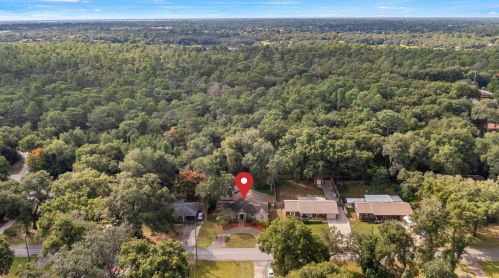 330 Holly Dr, Orange City, FL 32763-7606