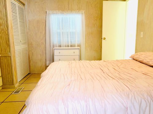 4104 Sandpine Cir, Boynton Beach FL  33436-2660 exterior