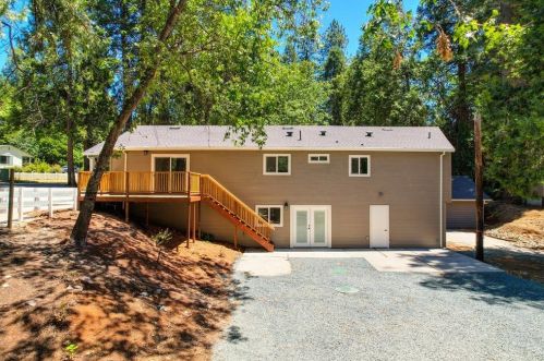 11303 Butler Rd, Grass Valley CA  95945-6918 exterior