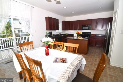 928 Shepard Ave, Bear DE  19701-6836 exterior