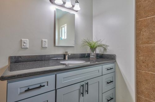 740 Colorado Ave, Los Banos CA  93635-3301 exterior