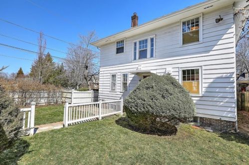 310 Elmgrove Ave, Providence RI  02906-4252 exterior