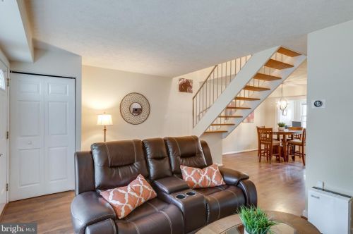 334 Shenandoah St, Leesburg VA  20175-4010 exterior