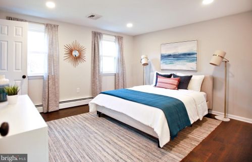 808 Sycamore Dr, Lansdale PA  19446-3128 exterior