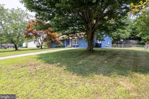 15228 Noblewood Ln, Bowie, MD 20716-1225