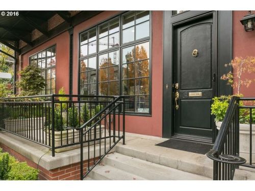 632 11 St, Portland OR  97202-7013 exterior