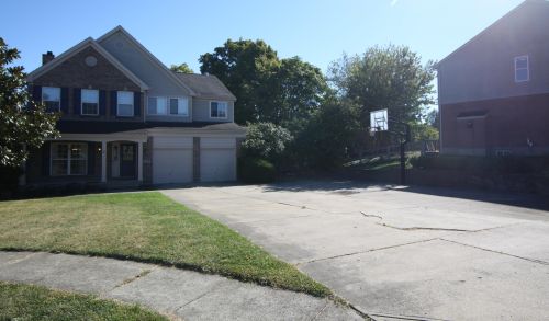 5852 Knollview Ct, Covington, KY 41015-4236