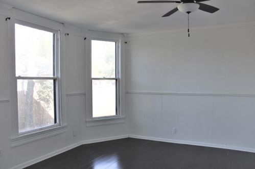 1813 Fuller St, Greenville TX  75401-3220 exterior