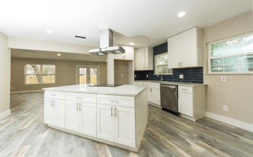 11713 Gaston Pkwy, Dallas TX  75218-2507 exterior