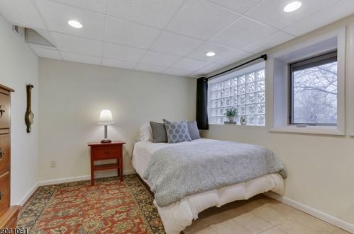 69 Fairway Ave, Verona NJ  07044-1010 exterior