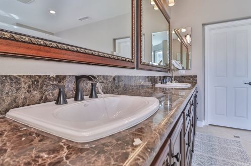 4110 Eagle Flight Dr, Simi Valley CA 93065-0225 exterior