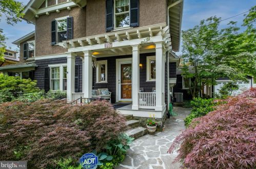 3802 Jocelyn St, Washington, DC 20015-1920