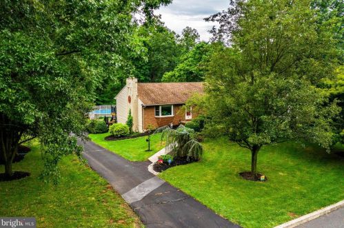 272 5th Ave, Collegeville, PA 19426-2524