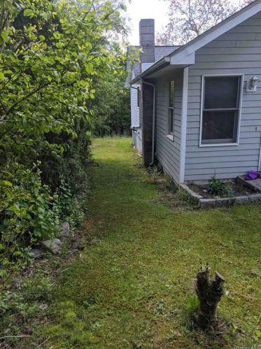 5 Forest Ln, Yorktown Hgts NY  10598-6507 exterior