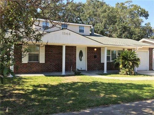 1544 Stella Pl, Marrero, LA 70072-3634