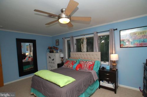 4825 Weatherhill Dr, Wilmington DE  19808-4376 exterior