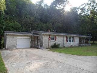 1037 Weakley Creek Rd, Lawrenceburg, TN 38464-6071