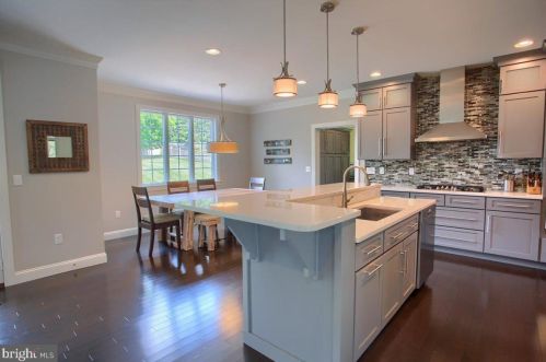 504 Sophia Cir, Hummelstown PA  17036-7089 exterior