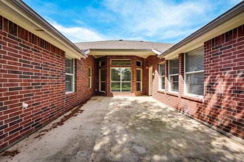 3712 Longhorn Dr, Denton TX  76210 exterior