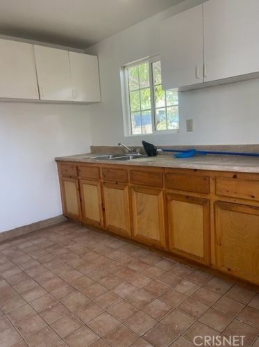 11320 Wood St, Lamont CA  93241-2756 exterior