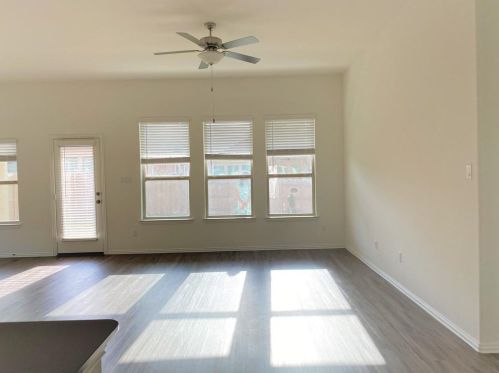 1309 Terrace View Dr, Georgetown TX  78628 exterior