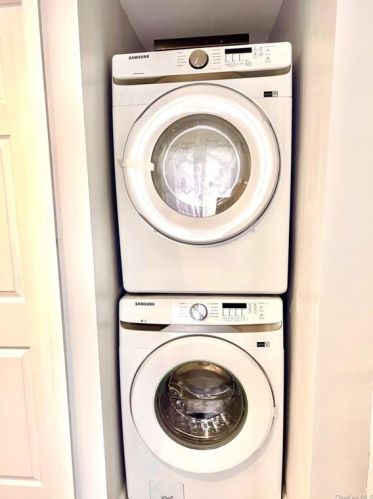 7 Little Ave, Middletown NY  10940-5109 exterior