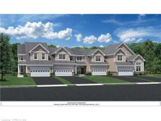 46 Ridgewood Dr, Waterbury, CT 06762-2943