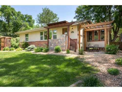 2968 Chatsworth St, Saint Paul, MN 55113-1909