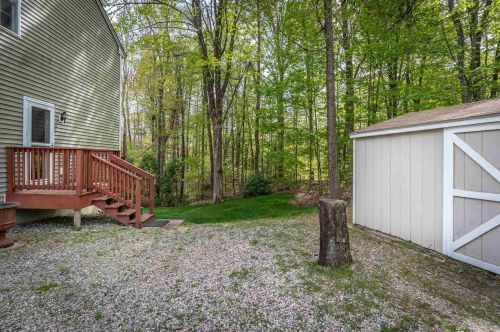 68 Long Pond Rd, Danville NH  03819-3126 exterior