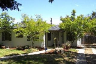2612 Thorne Ave, Fresno, CA 93704-5310
