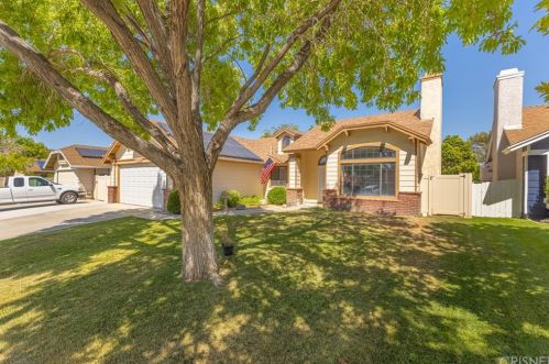43122 Sunny Ln, Lancaster, CA 93536-4628