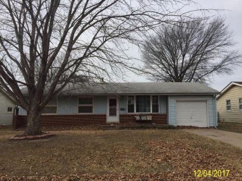 1314 Park St, Riverdale, KS 67152-3632