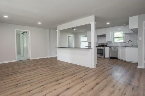 5529 Fursman Ave, Fort Worth, TX 76114-4509